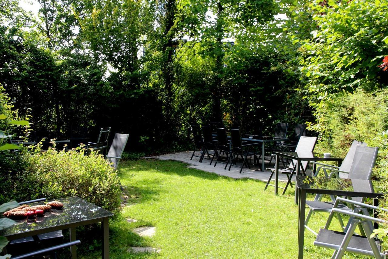 Familie Hotel Kameleon Elleringhausen Exterior photo