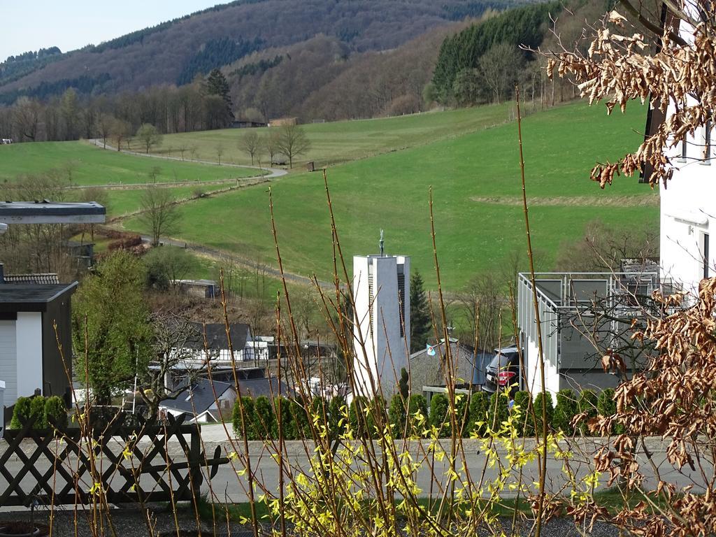 Familie Hotel Kameleon Elleringhausen Exterior photo